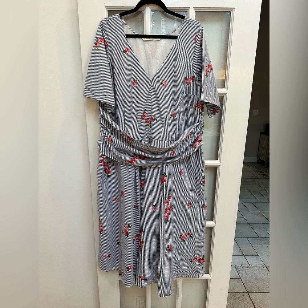 Wayward Fancies Chic V-Neck Stripe Floral Embroidered Midi Dress Plus Size 1X 2X
